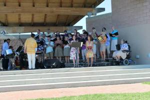 Full chorus from lawn