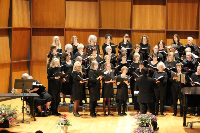 Spring 2018 close-up of leftside of chorus