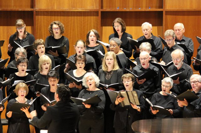 Spring 2018 close-up of rightside of chorus